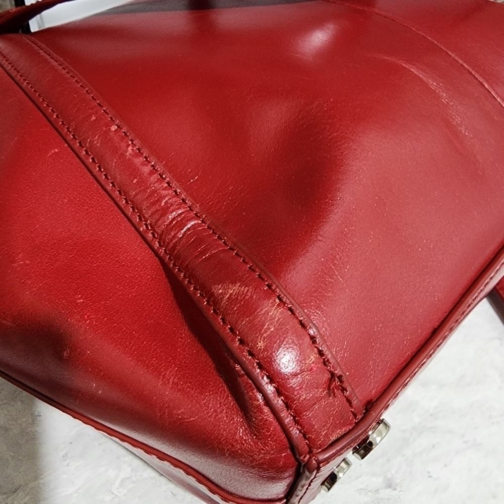 HOBO Handbag - Picture 3 of 10